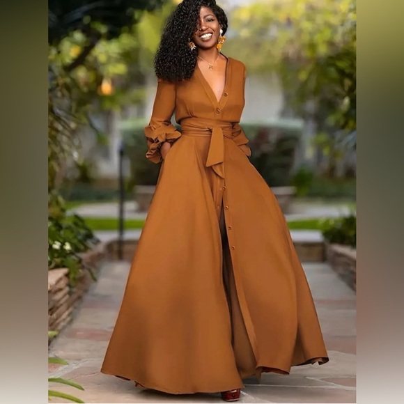 Loragal Maxi Dress - Picture 9 of 11